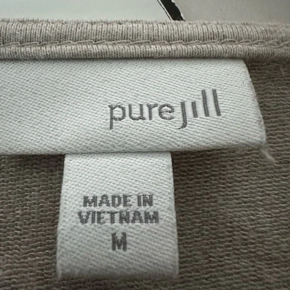 Pure J.Jill Tan 3/4 sleeves v-neck cotton modal blend Top. Size Medium - Picture 4 of 4